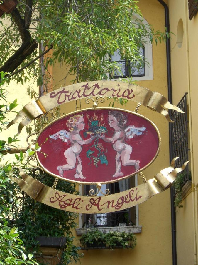 Locanda Agli Angeli Гардоне Ривьера Экстерьер фото