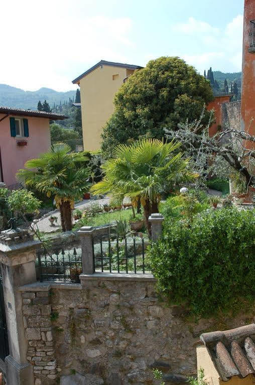 Locanda Agli Angeli Гардоне Ривьера Экстерьер фото