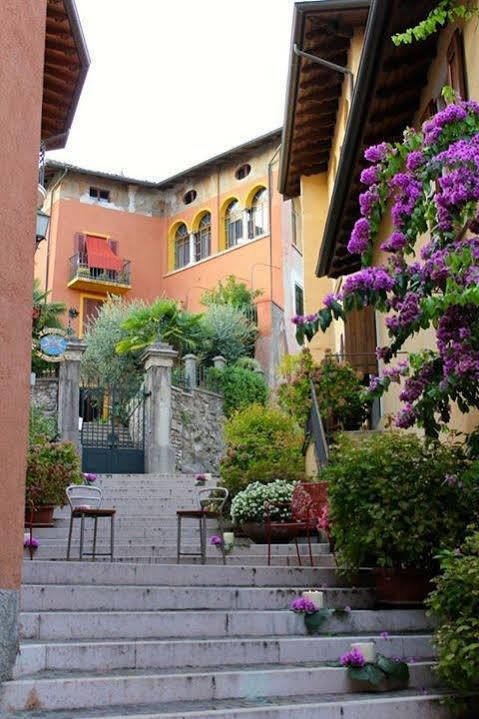 Locanda Agli Angeli Гардоне Ривьера Экстерьер фото